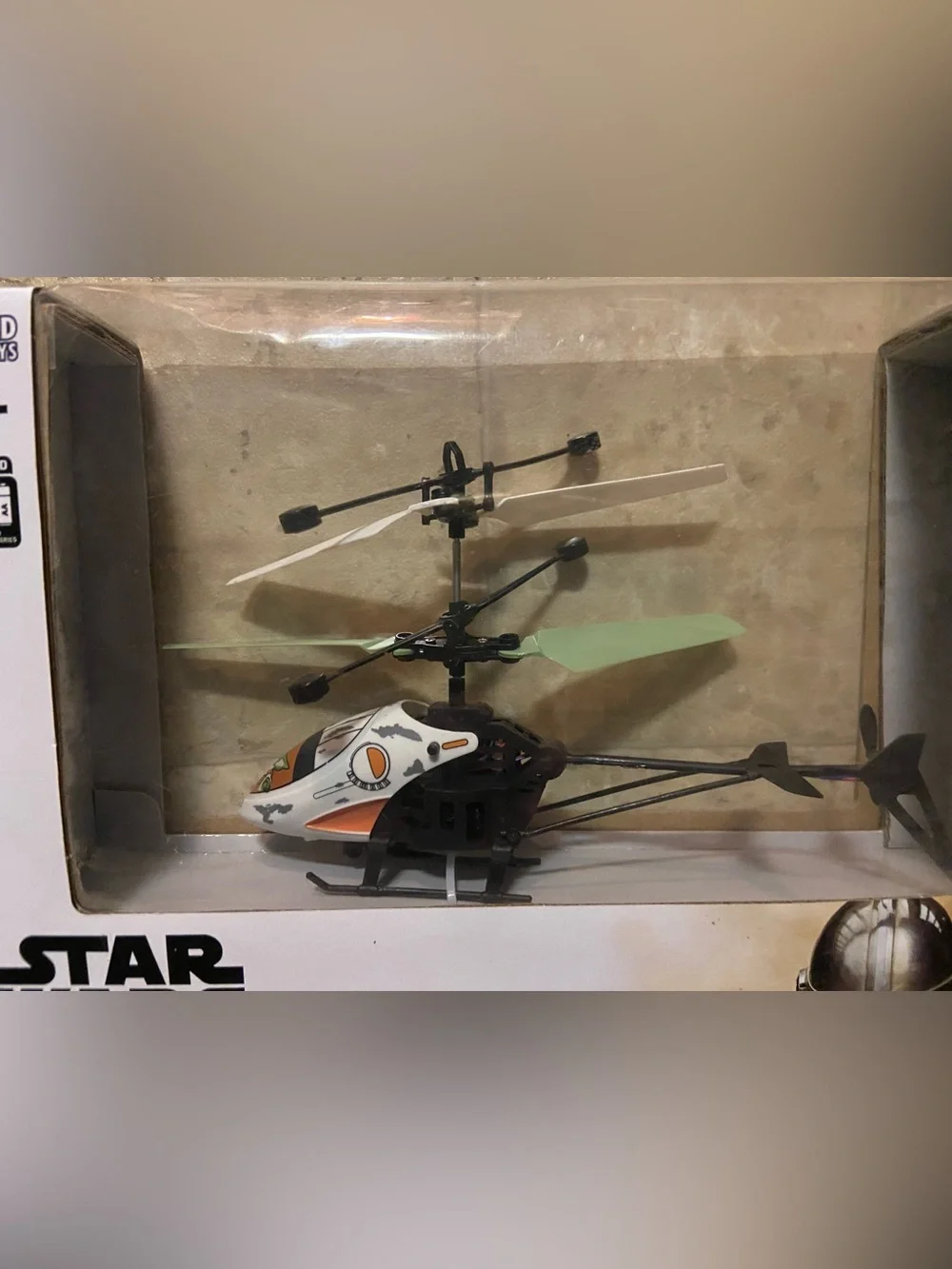 NIB Star Wars Mandalorian Green & White RC Helicopter Toy
